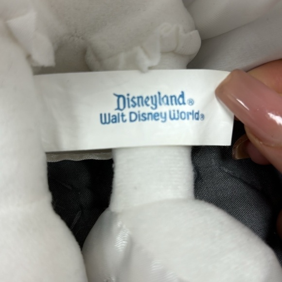 Disney MIMI with wedding dress and veil, size small - Picture 7 of 8